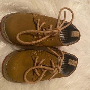 Toddler Shoes-Carter Boy Size US 5 Suede